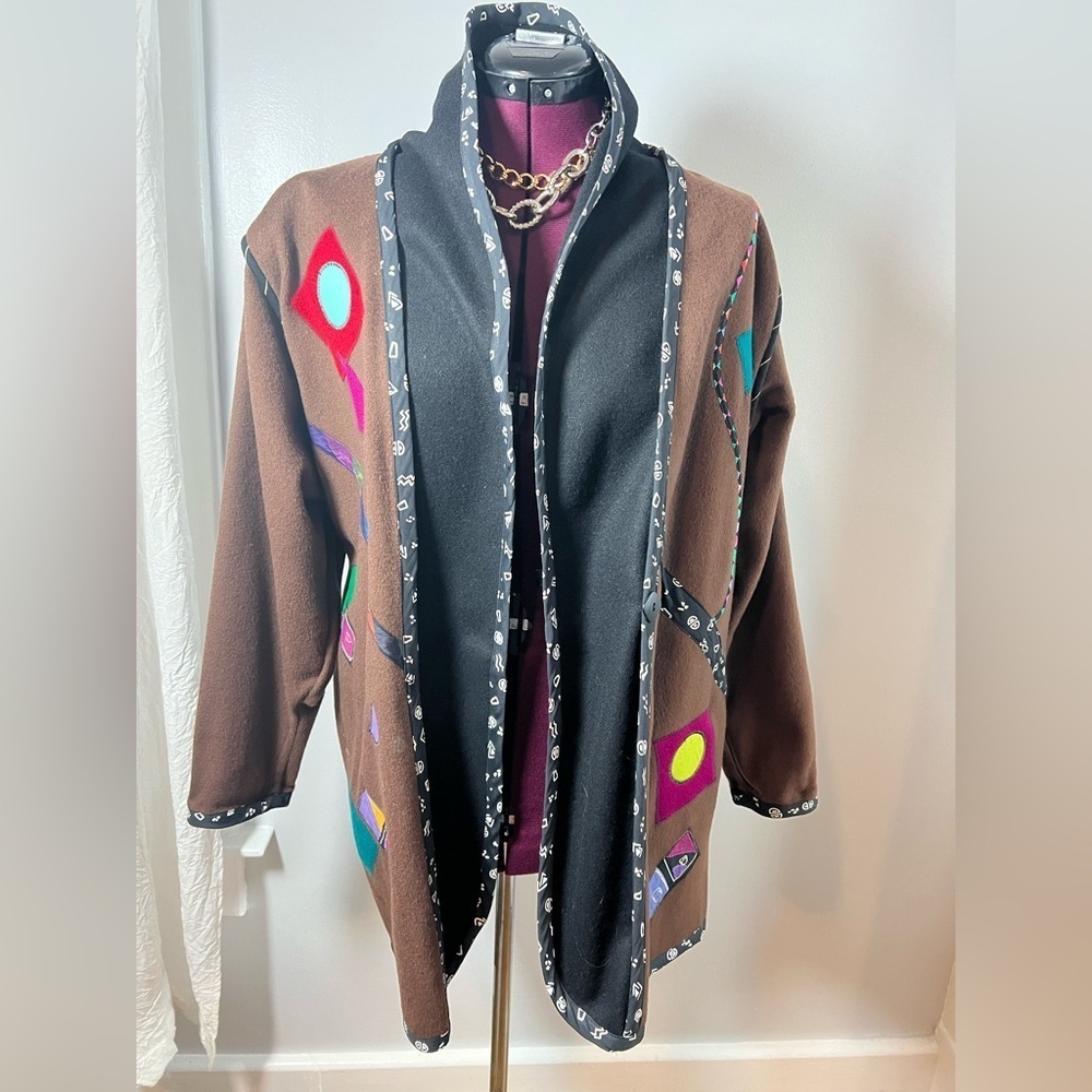 Lynn Murray Coat Jacket Artwork Women’s Fits like XL. Wool